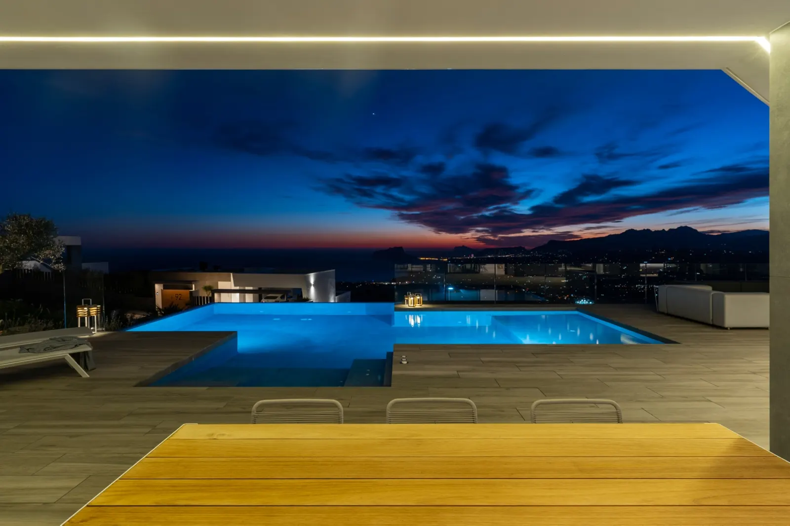 Villa in Cumbre del Sol — LVC-100142, photo 27